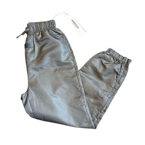 NWT Fear of God Essentials Kids Iron/Off Black Track Pants Size: 8